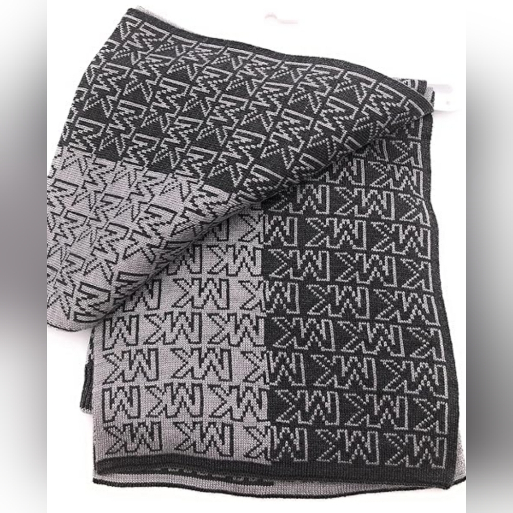 Michael Kors Scarves with Tactile Texture - Picture 2 of 6